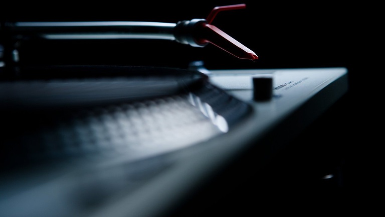 Nine Monkeys - Platine 003